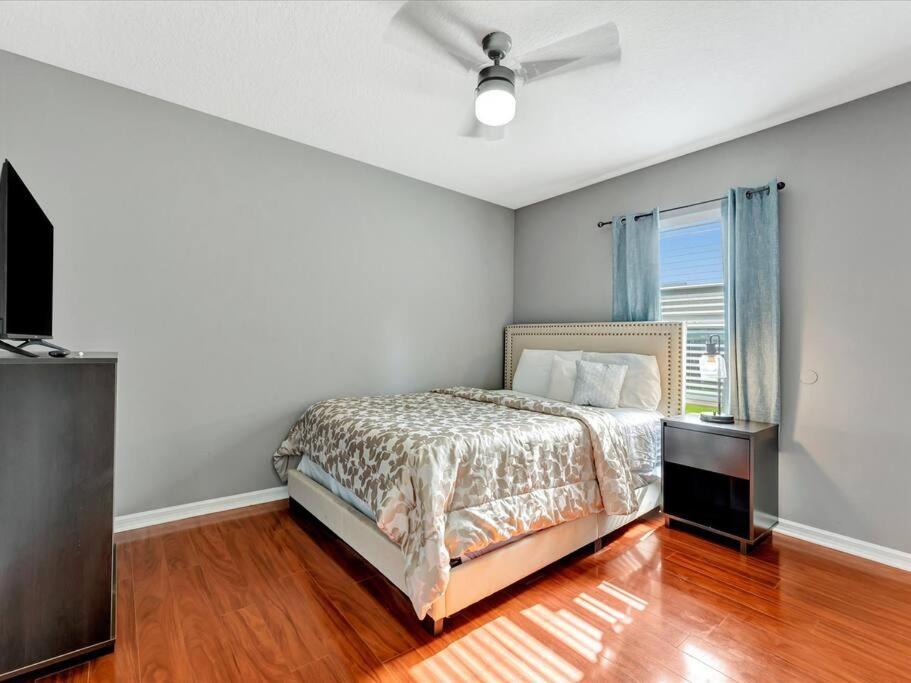 10min To Downtown 3bd 2 Fullbath * Tampa