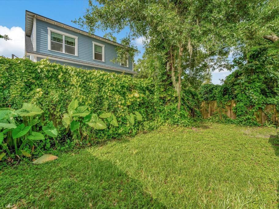 10min To Downtown 3bd 2 Fullbath Villa *