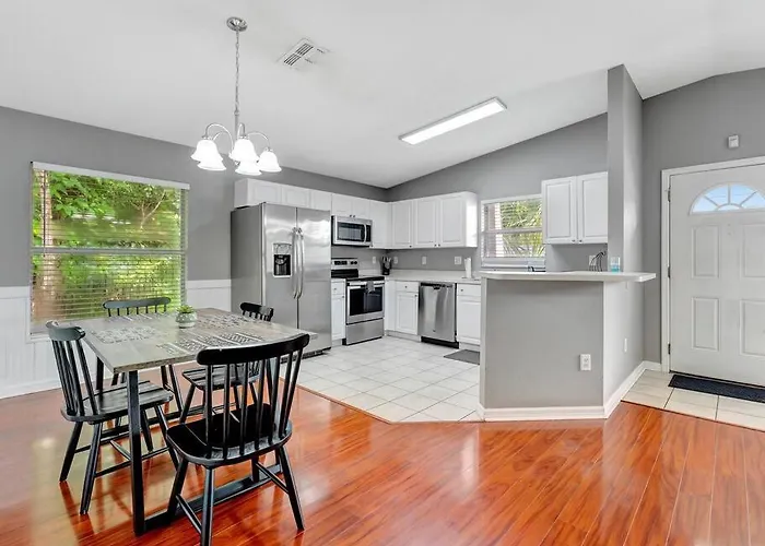 10Min To Downtown 3Bd 2 Fullbath