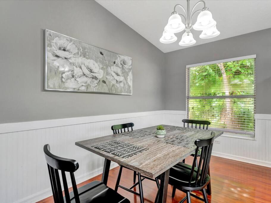 10min To Downtown 3bd 2 Fullbath Villa Tampa