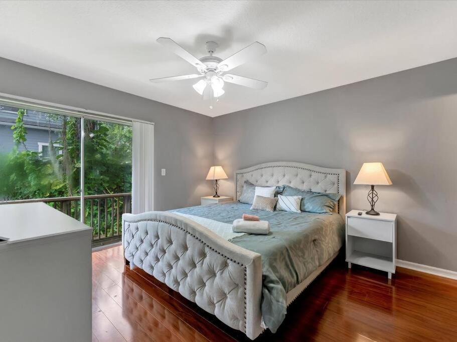 10min To Downtown 3bd 2 Fullbath